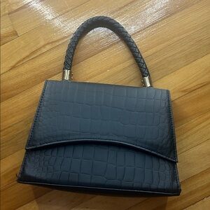 SHEIN Black Crocodile-Pattern Satchel